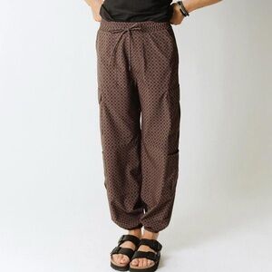 NWOT Albion Brown Cargo Pants